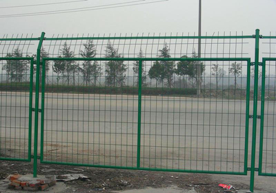 公路框架护栏网,框架护栏网厂家 -155-1267-5202